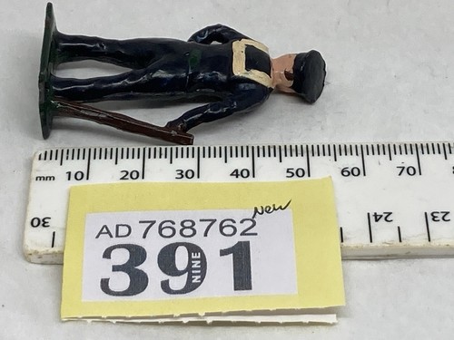 Matrosen Figur von Phillip Segal (N Yel 391) umbemalt. Pistole fehlt - Bild 7 von 7