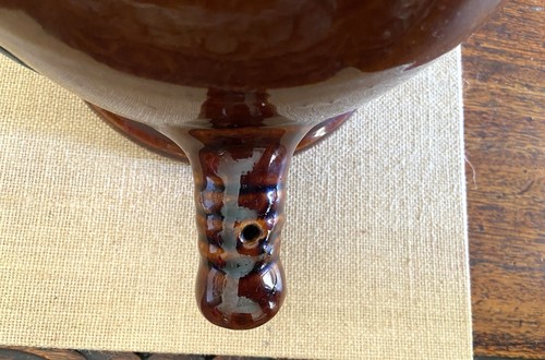 Vintage Large Brown Stoneware Bean Chili Soup Glazed Pot Handle Lid Wire - Picture 4 of 12