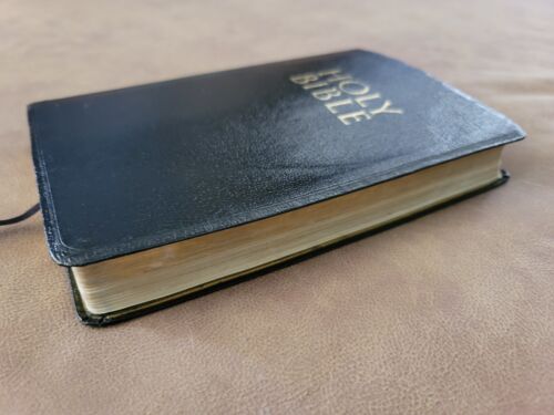 HOLY BIBLE King James Version by Zondervan - Foto 4 di 6