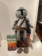SCENTSY DISNEY THE MANDALORIAN SCENTSY BUDDY STAR WARS WITH SCENT PACK