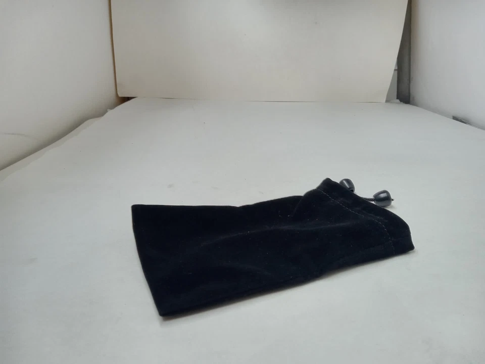 NOVA Bolsa de Veludo Preto Capa Protetora Estojo de Armazenamento para PSP Go #V27 - Imagem 2 de 3