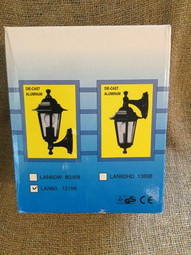 LAN60 Black traditional coach lantern - Picture 5 of 11