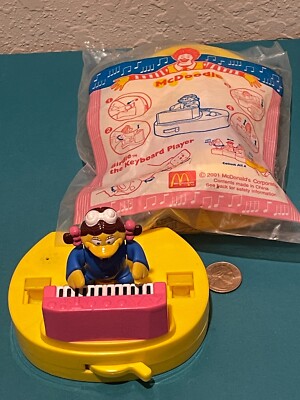 McDoogle Birdie the Keyboard Player Guitar Piece 2001 McDonald's ASIA RARE