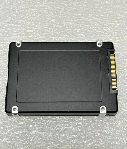 三星 PM1733 MZWLJ1T9HBJR 2,5" 1,92TB PCIe 4.0 x4 NVMe SSD MZ-WLJ1T90- - Bild 3 von 4