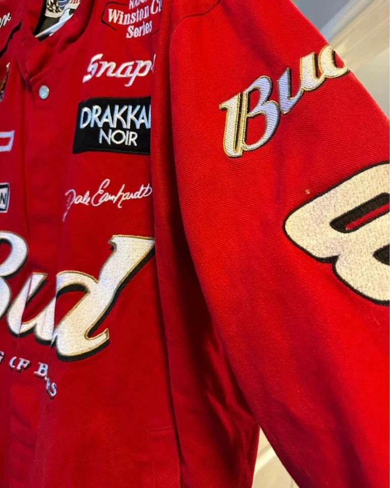Abrigo de carreras Budweiser vintage edición Dale Earnhardt Jr.  Foto 2 de 4