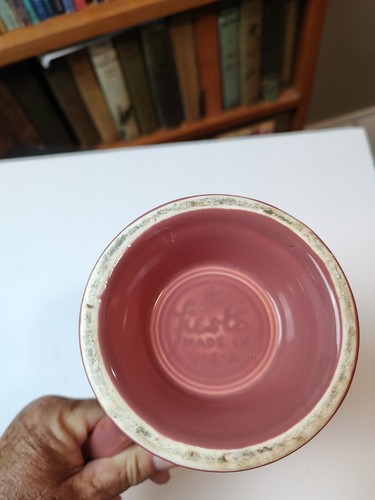 Vintage FiestaWare Rose Pink Coffee Server Pot Pitcher No Lid Small Chip - Picture 8 of 9