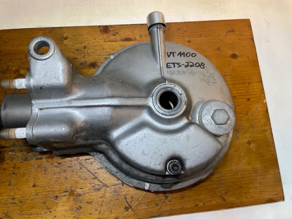 Honda VT 1100 C2 ACE SC32 entraînement final cardan transmission coudée - Photo 3/4