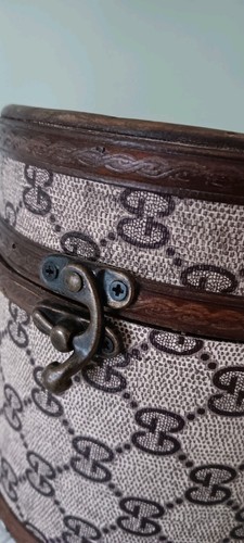 VINTAGE GUCCI LIMITED NUMBER HOLZ HANDMADE VITRINE - Bild 5 von 8