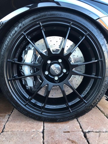 Mercedes Benz C63 W204 Brake System 390x36 AMG Brake Caliper Adapter 6-piston - Picture 8 of 12