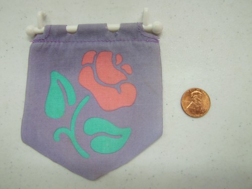 Casa de muñecas FISHER PRICE Loving Family Dream BANDERA DE PRIMAVERA DE TEMPORADA con flor - Imagen 2 de 3