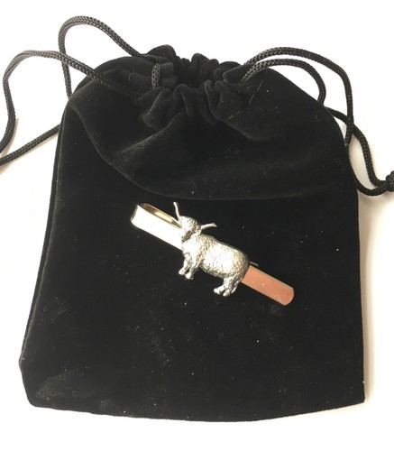 Corbata de vaca Highland de peltre inglés + bolsa (N433) - Imagen 1 de 3