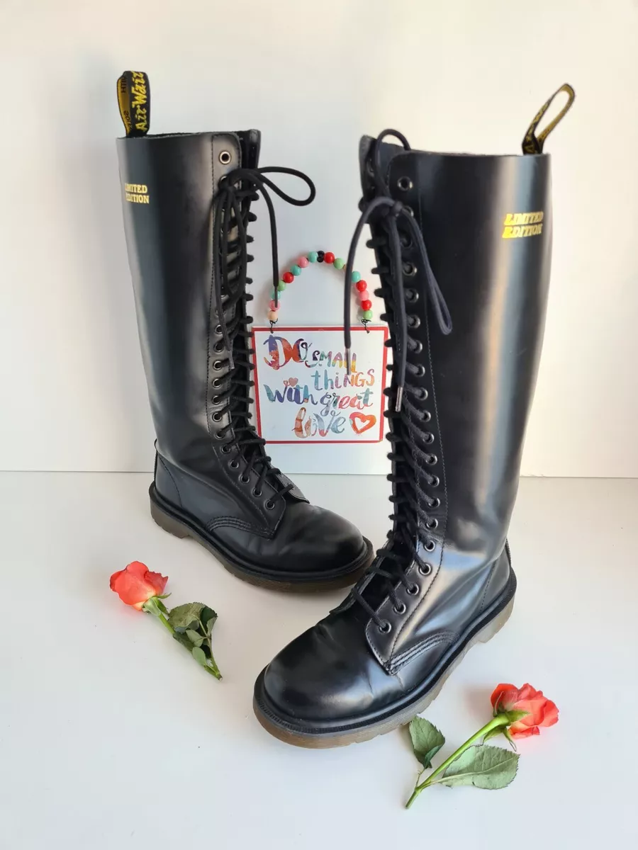 Dr martens best sale 20