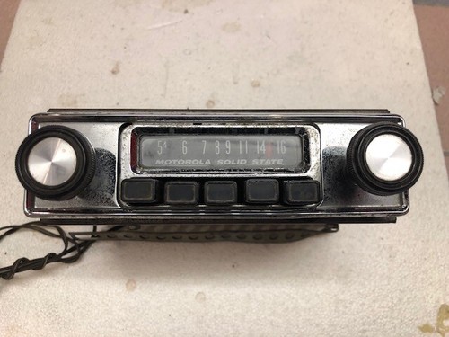 Motorola vintage stereo w/ chrome face plate OEM on many classic 1960s cars... - Picture 4 of 4