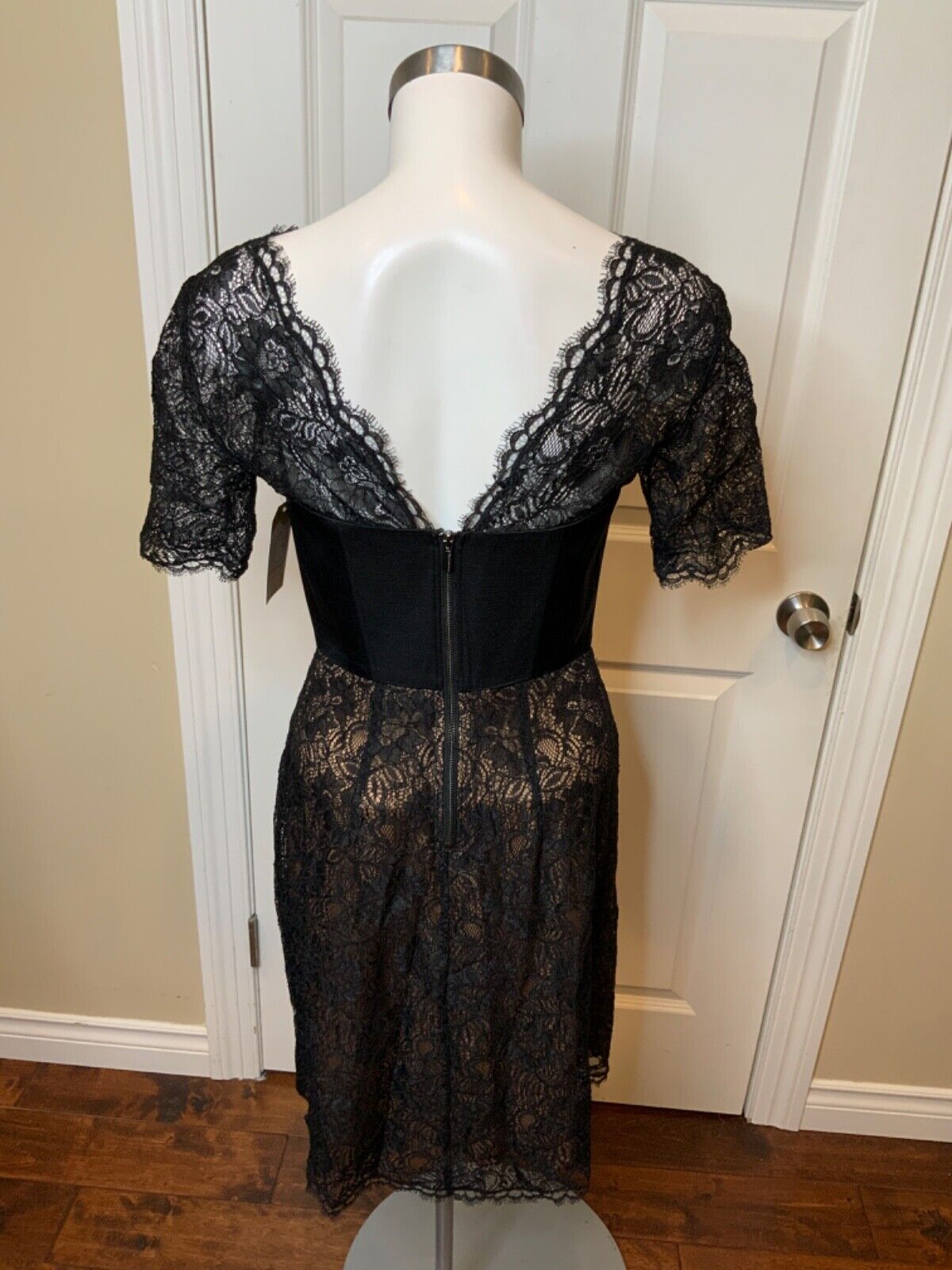 Picture 4 of 5