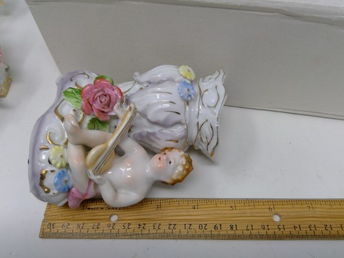 Group of 3 Vintage Ucagco Porcelain Pieces - 2 Baskets & 1 Vase - Picture 17 of 17