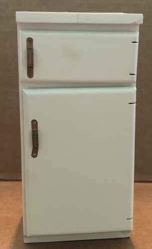 Dollhouse White Wood Kitchen Furniture Refrigerator & Sink VTG - Picture 4 of 12