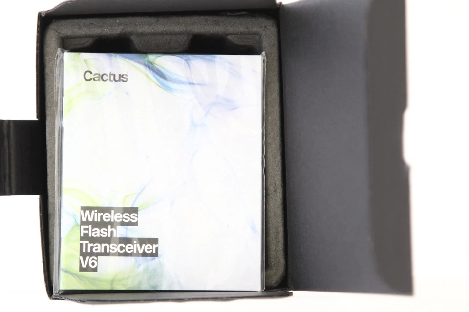 CACTUS V6 Flash Single Transciever 1 Pack NEW  - Image 2 of 4