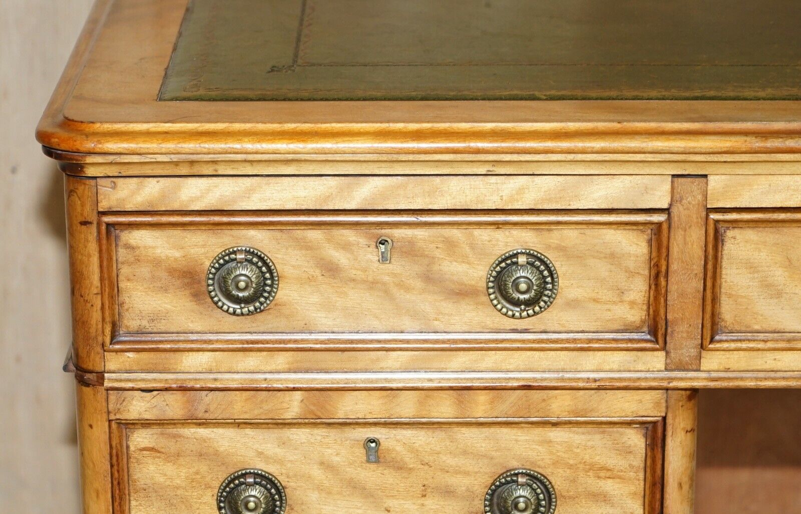 Foto 8 di 12