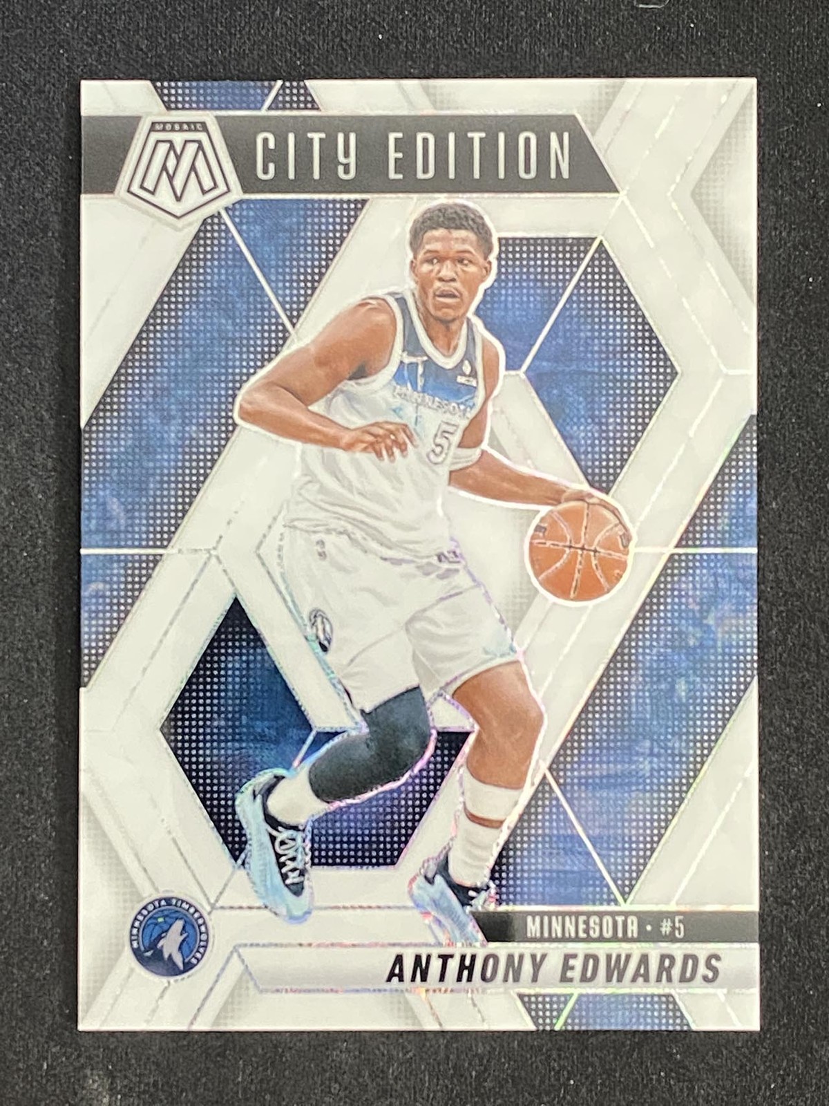Anthony Edwards 2024-25 Panini Mosaic City Edition White Scope Prizm 08/25 #279