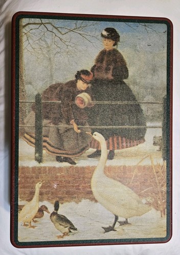 HOUSE of LLOYD TURN OF THE CENTURY 12" Metal Tin Box 1992 Vintage CHRISTMAS - Picture 2 of 3