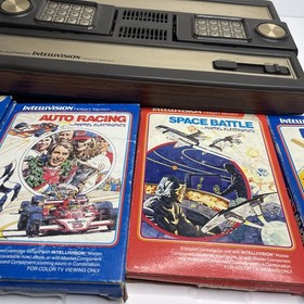 MATTEL INTELLIVISION SYSTEM CONSOLE 2609 Plus 4 Games