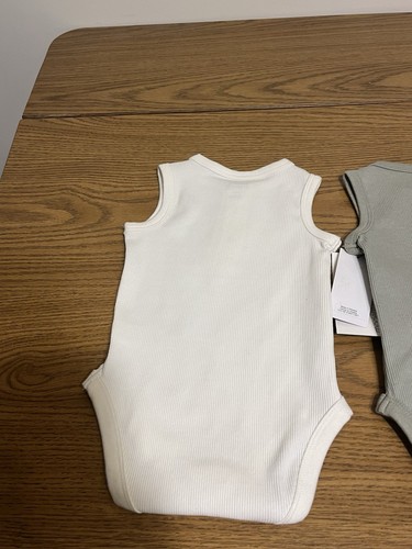 NWT 0-3 Months Gerber Modern Moments 2pk Bodysuit Onesies Green & White - Picture 13 of 22
