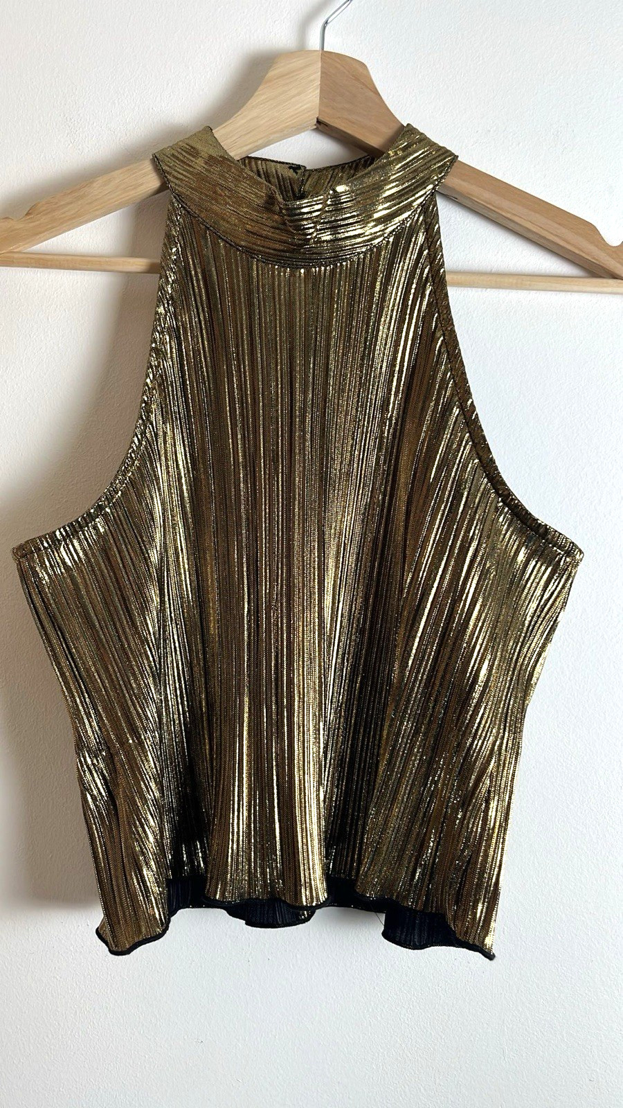 NEW LOOK - METALLIC TOP PARTY PLEATED - SIZE UK 12 - COLOUR GOLD