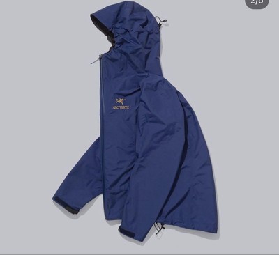 【希少】ARC'TERYX × BEAMS 別注 BETA SL M Navy BEAMS（ビームス）の「ARC'TERYX×BEAMS / 別注 BETA SL JACKET
