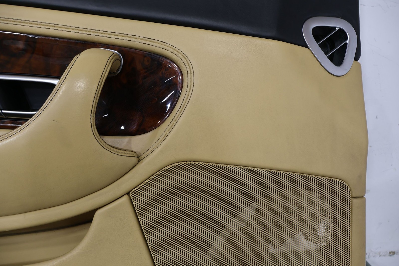 2006 Bentley Continental Left Front Door Trim Panel MHD