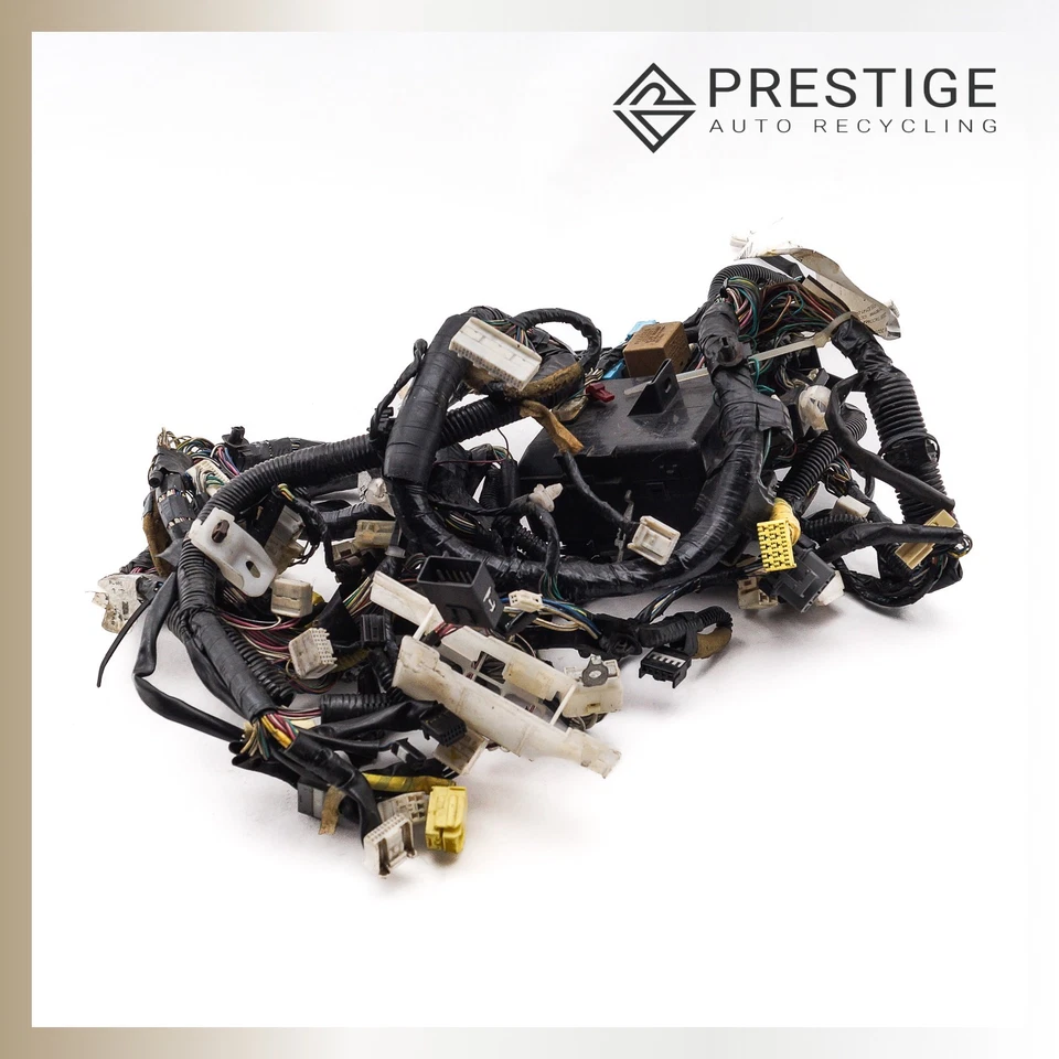 Arnés de cables para panel de instrumentos Toyota Tacoma 2006-2008 82141-04750 Foto 3 de 4