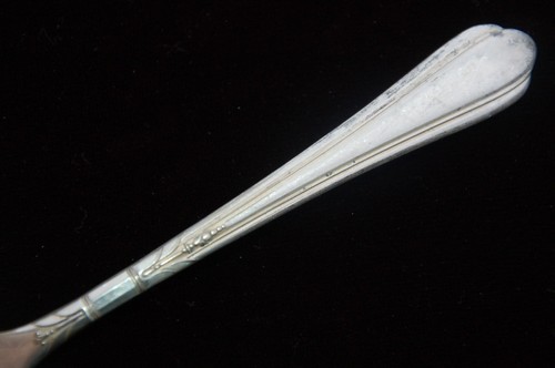 TUDOR Silverplate ~ Oneida Community ~ June-Nursery - 3 SALAD FORKS ~ Vintage - Picture 3 of 3