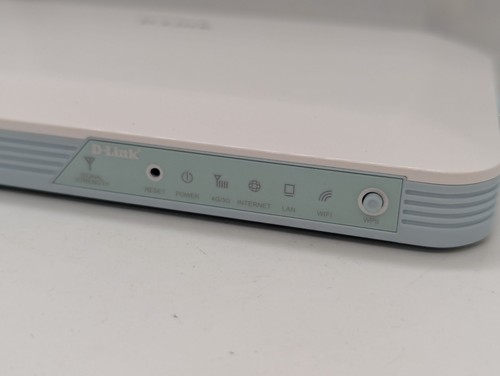 D-Link G403/B Eagle Pro AI N300 4G smart router 150Mbps + power cable white READ - Picture 4 of 17