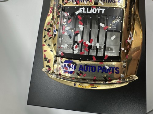Chase Elliott 2025 #9 NAPA Bowman Gray CLASH WIN Elite GOLD 1:24 Diecast 1 Of 48 - Picture 15 of 17