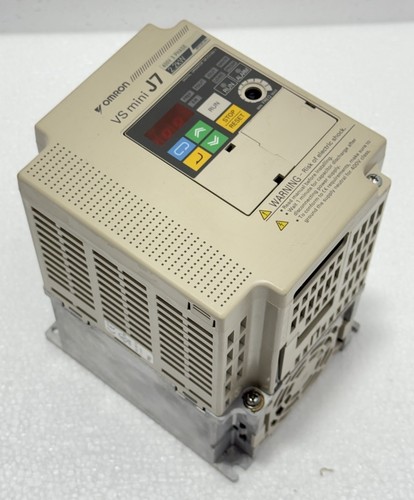 Yaskawa CIMR-J7AZ42P2 Frequency Inverter  - Picture 2 of 9