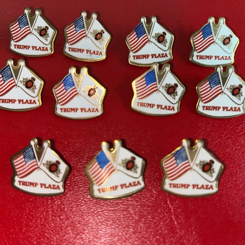 Vintage Donald J Trump Plaza, Park Place, Atlantic City NJ emaillierte Anstecknadel Krawattennadel - Bild 3 von 3