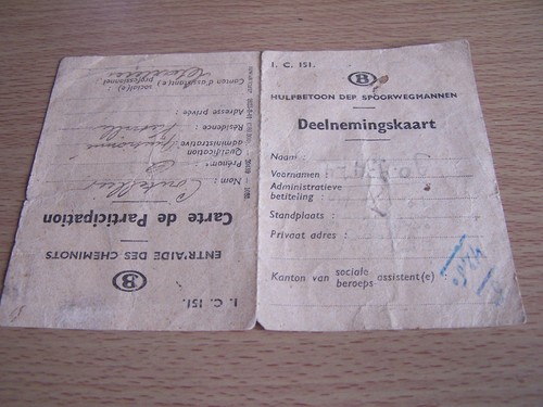 Tarjeta de participación de ayuda mutua de trabajadores ferroviarios franceses vintage con estampillas tren - Imagen 4 de 4