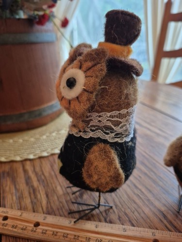 Thanksgiving Felt Owl Pilgrim and Owl Indian Free-Standing Wire Feet 7" EUC  - Picture 9 of 24