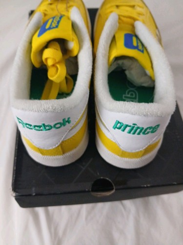 Size 7 - Reebok Prince x Club C Revenge Stinger Yellow NIB - Imagen 3 de 7