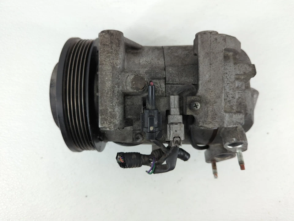 Compresor de aire acondicionado Infiniti M45 OEM F8J59 Foto 3 de 4