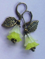 LIME & WHITE ACRYLIC flower leaves earring BRONZE drop LEVERBACK 