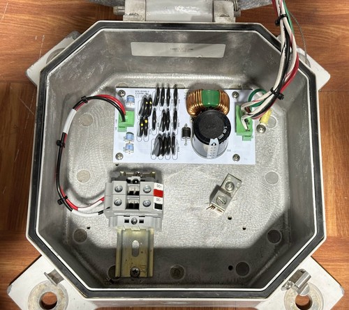 UNTESTED Flash Technology FH370d Medium Intensity Obstruction Light FTS 370d - Picture 5 of 20