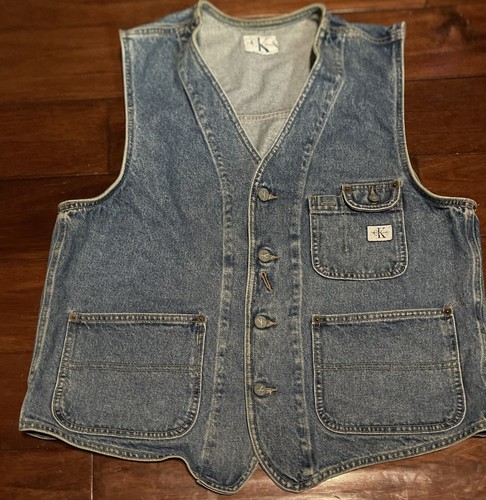 Vintage 80er UNISEX CALVIN KLEIN ÄRMELLOSE JEANSBLAUE JEANSWESTE ZUM KNÖPFEN GRÖSSE XL USA - Bild 3 von 10