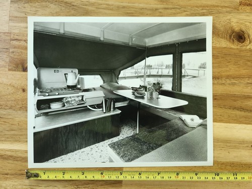 Vintage Original Apache Camper Trailer Photograph, Used For Catalogs - Picture 2 of 3