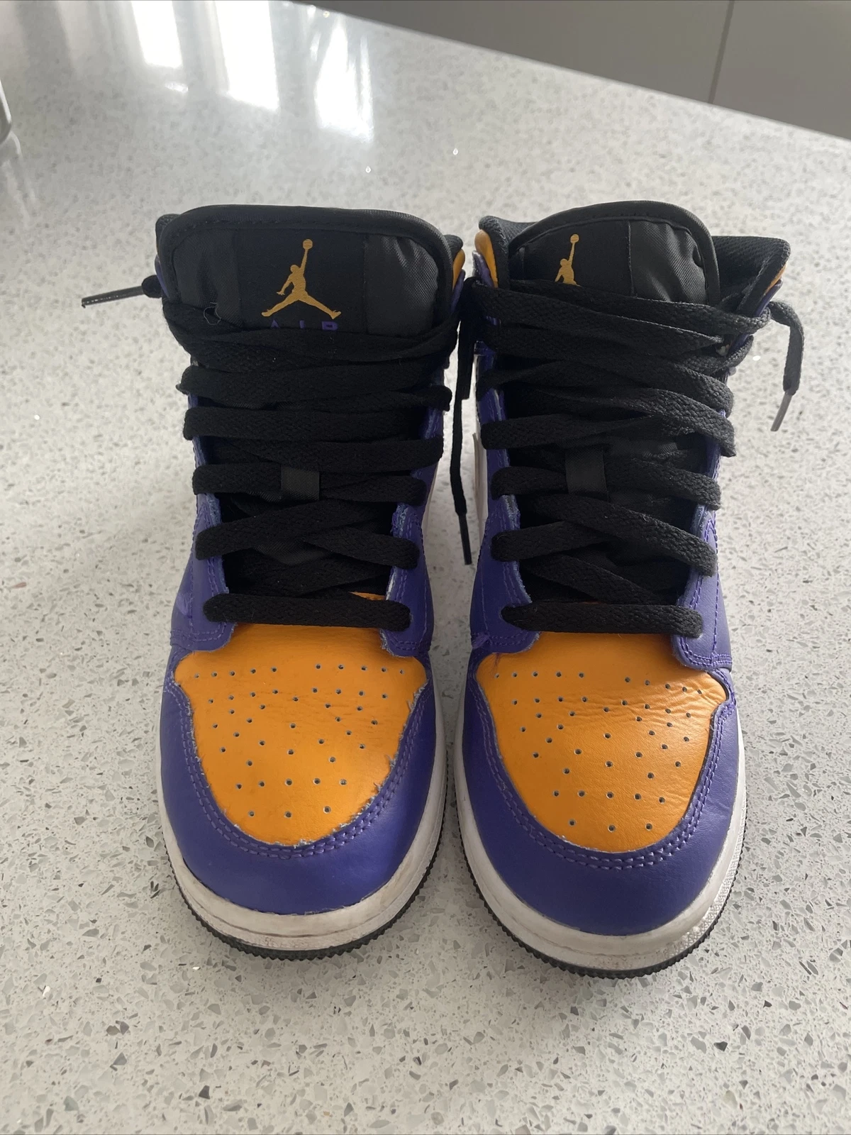Nike Air Jordan 1 Mid Lakers