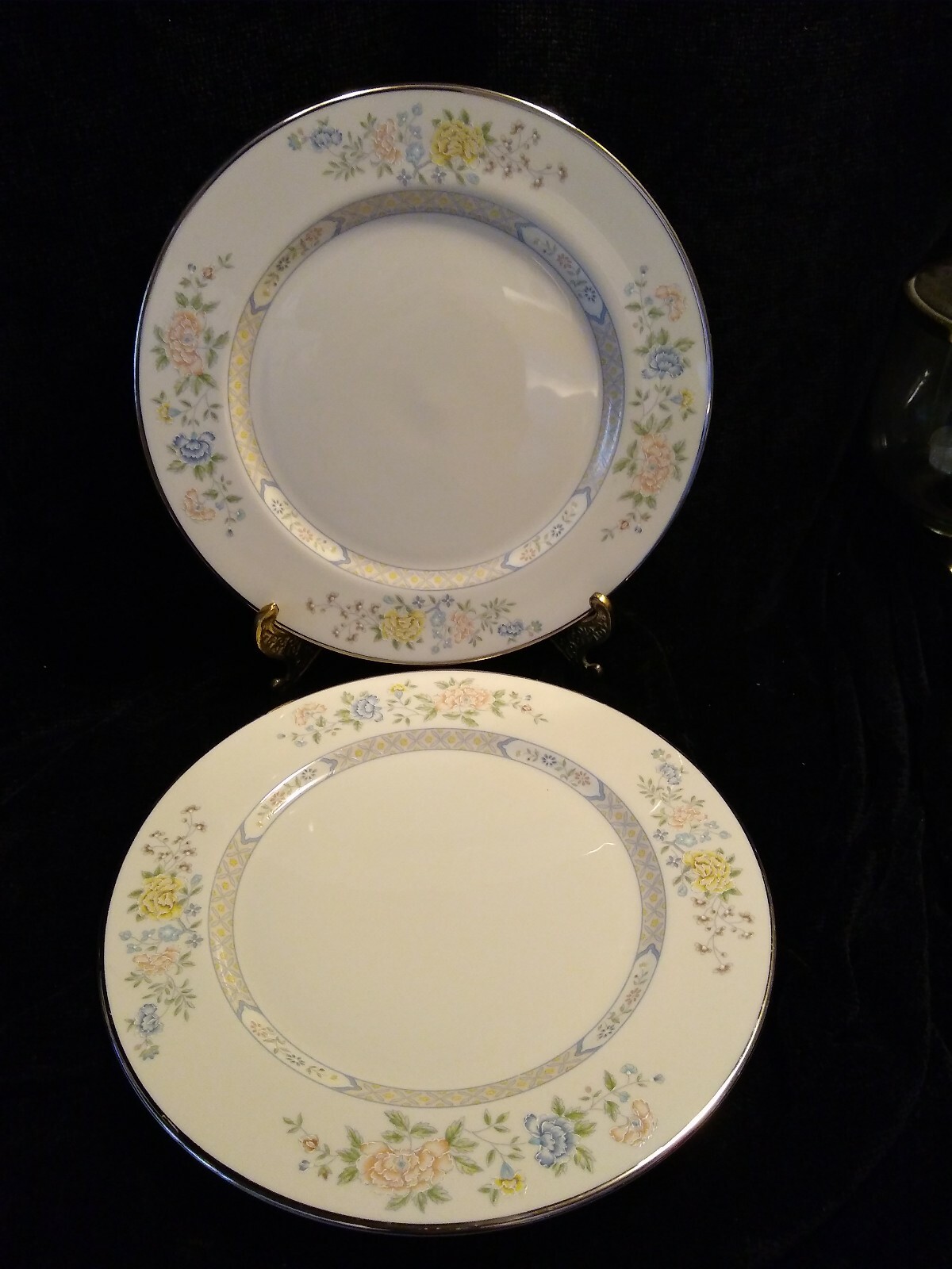 Picture 1 of 5