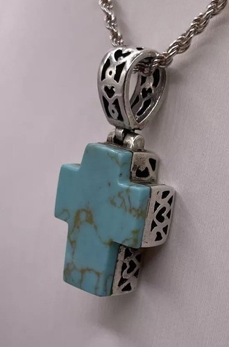 Native American NF Double Sided Cross Turquoise Pendant  (5.9g) - Picture 3 of 6
