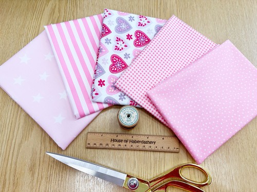 Fat Quarter Bundle - New Baby Girl Love Heart Pink Bunting Craft Fabric Material - Picture 5 of 5