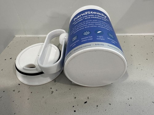 handSteady Non-Spill Cup Mug, Rotatable Handle + Lid 250ml Mobility Support NEW - Foto 6 di 6