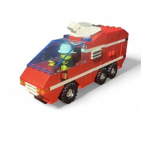 LEGO Classic #6389: FIRE CONTROL CENTER Fire Truck & Minifigure Free Shipping!!!