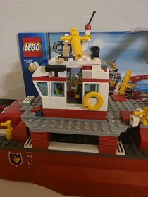 Lego 7207 City Fire Fire Boat Ship Retired 100% Complete Pre-owned No Box
